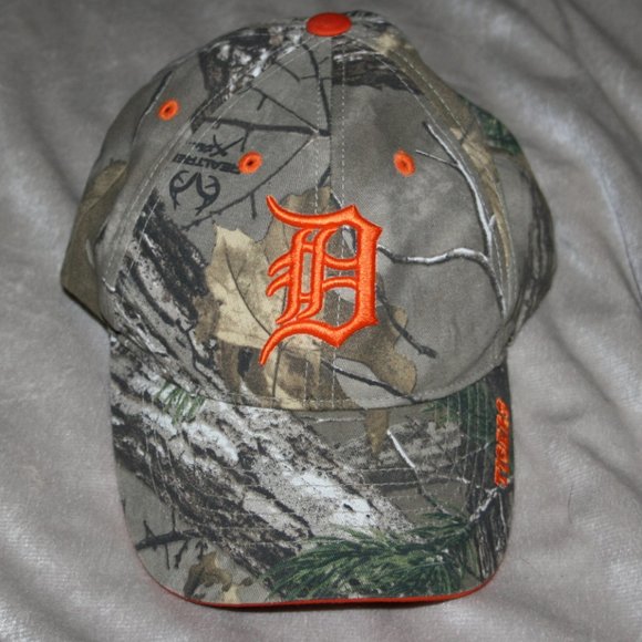 Realtree Other - Detroit Tigers Real Tree Baseball Hat One Size